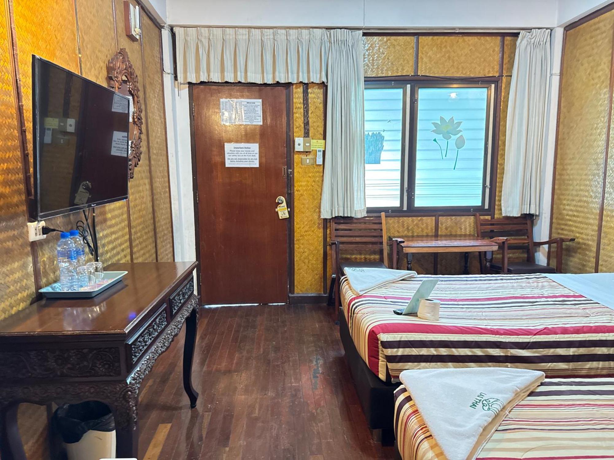 Collection O Khu Mueang Near Tha Phae Gate Formerly Lai Thai Guesthouse Chiang Mai Exterior foto